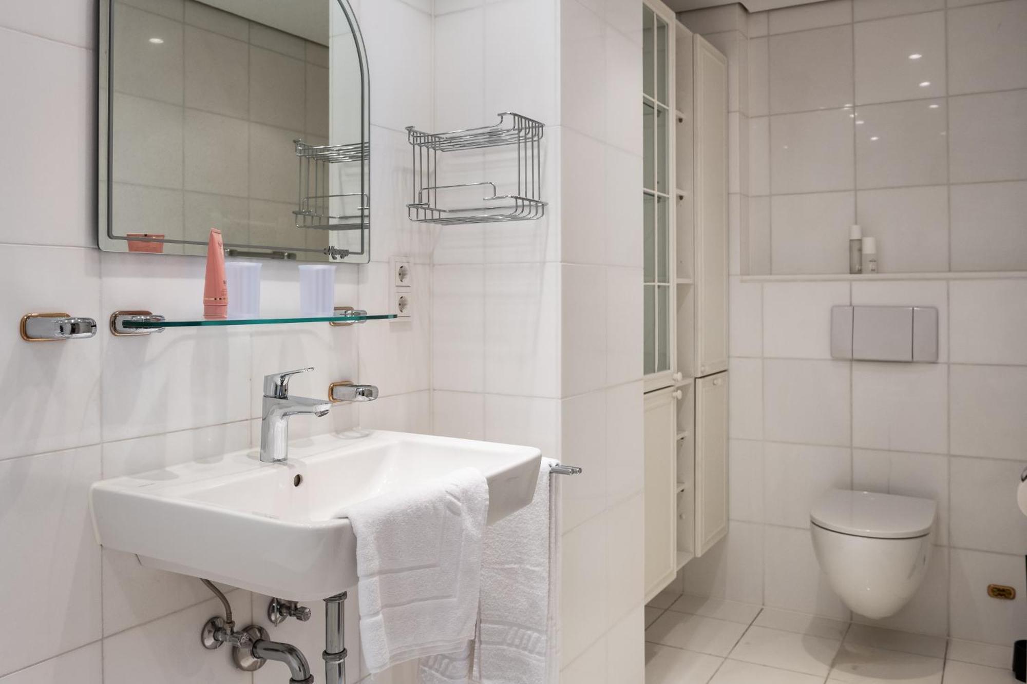 Auszeit I Apartment Garmisch-Partenkirchen Ngoại thất bức ảnh