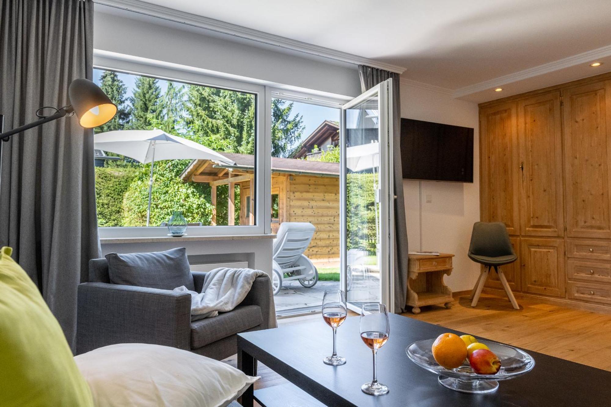 Auszeit I Apartment Garmisch-Partenkirchen Ngoại thất bức ảnh