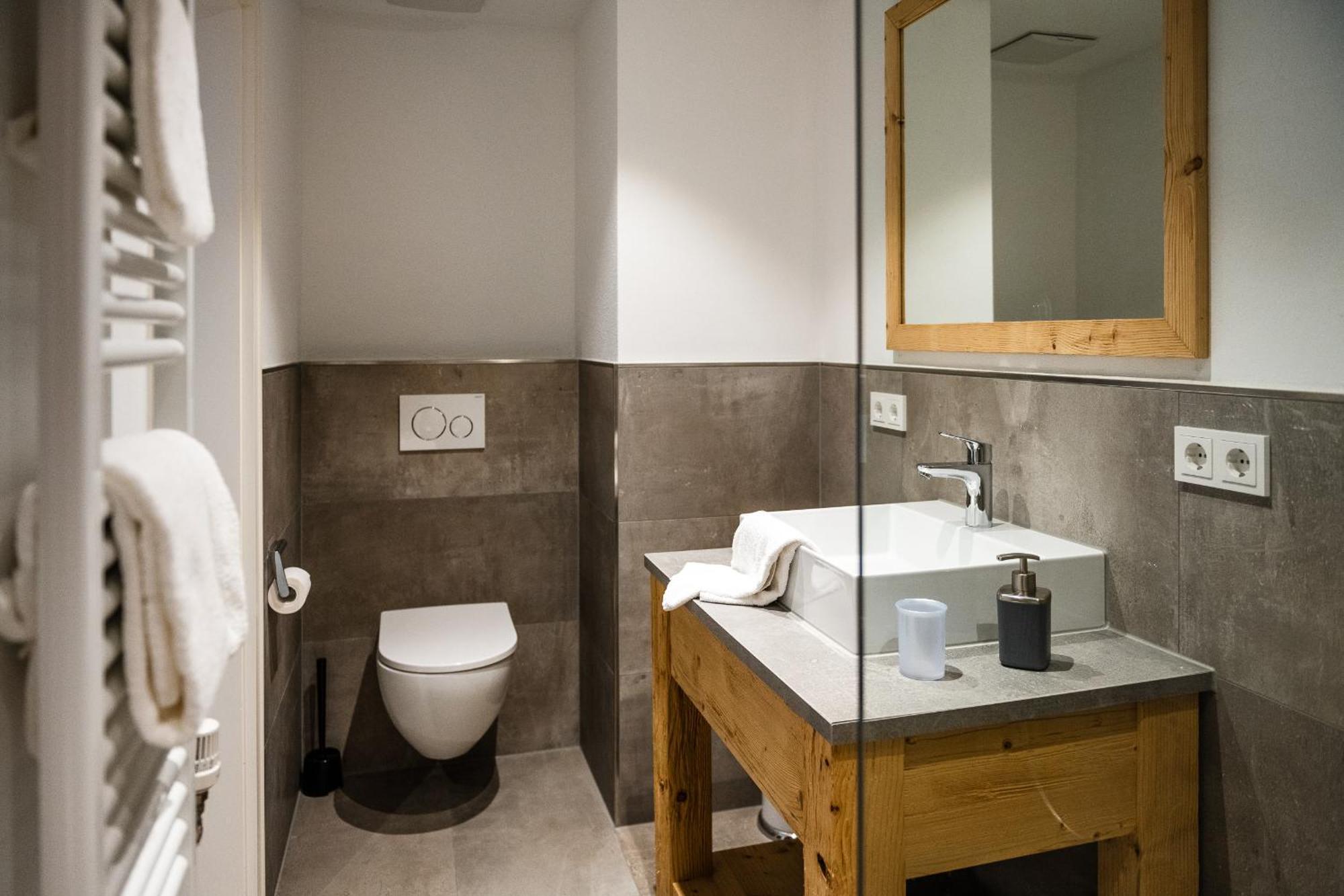 Auszeit I Apartment Garmisch-Partenkirchen Ngoại thất bức ảnh